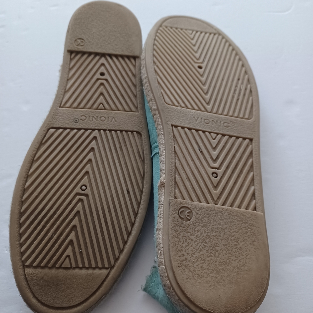 Tom's vionic slip on flats women's size 12 laguna green canvas cloud bound sole - Picture 5 of 6